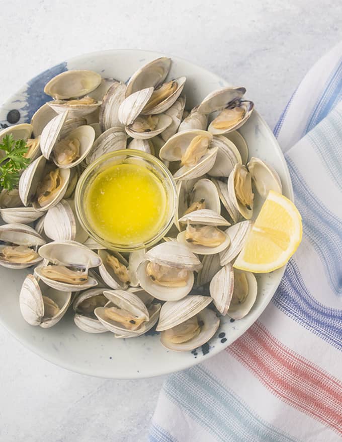 Littleneck Clams - includes 50
