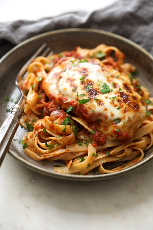 Mozzarella Chicken in Homemade Tomato Sauce