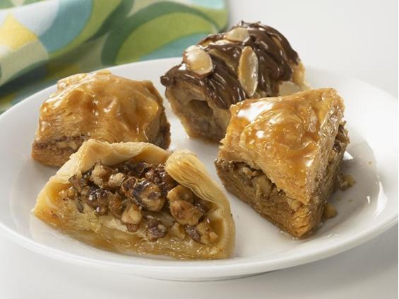 Baklava Assortment - 50 pieces per tray