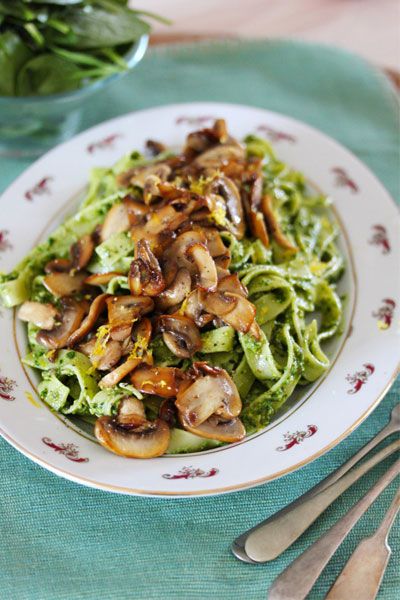 Spinach Garlic Pasta Luce "Pasta Lite" Linguine (Low-Carb/High Protein)