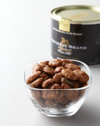 Cafe Carmellata au Sel Pecans in Wooden Gift Box