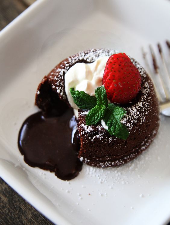 Molten Chocolate Cake - 6 per tray