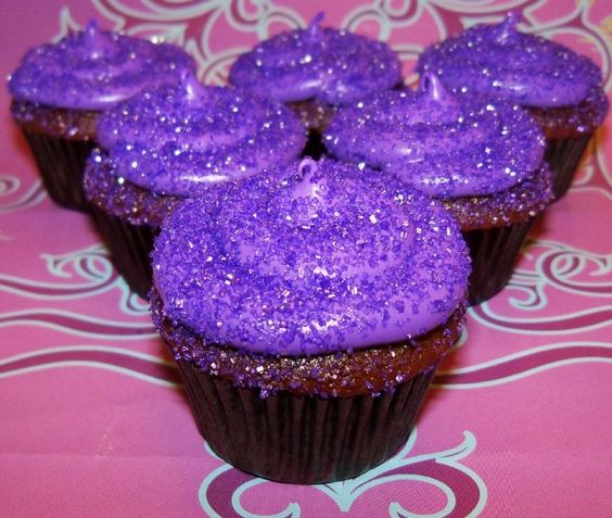 Glitterbomb Cupcakes - 1 Dozen