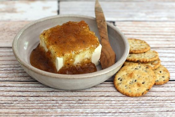 APPLE AND HORSERADISH JAM