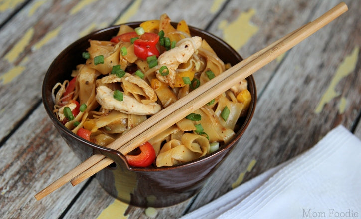 Asian Noodles with Chicken and Vegetables