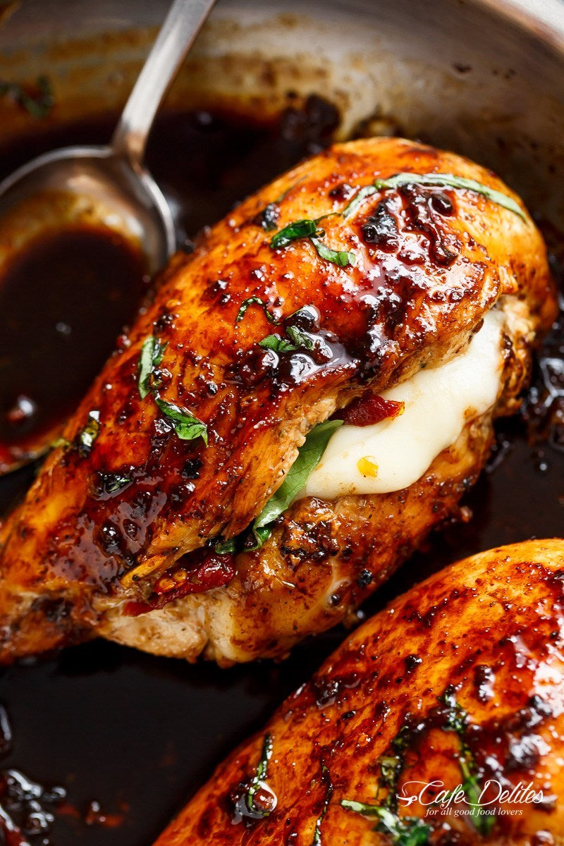 CAPRESE STUFFED BALSAMIC CHICKEN