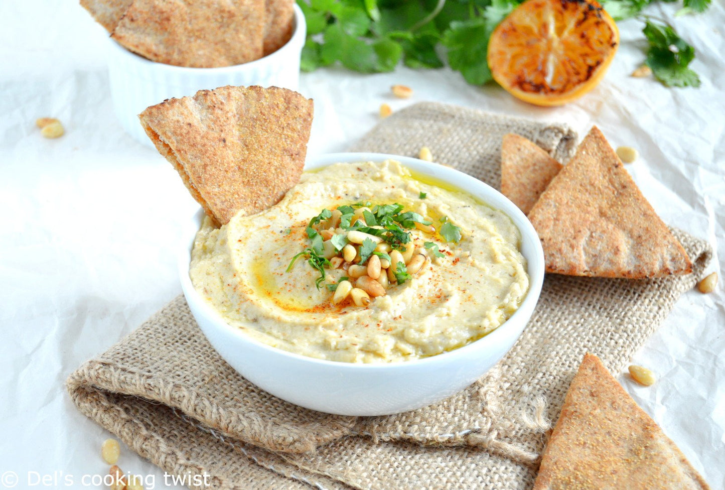 Cauliflower Dip with Pita Chips Hummus Snack Pack - Lemon Garlic