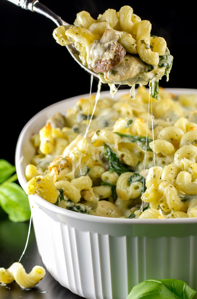 CHICKEN, MUSHROOMS & PESTO PASTA BAKE
