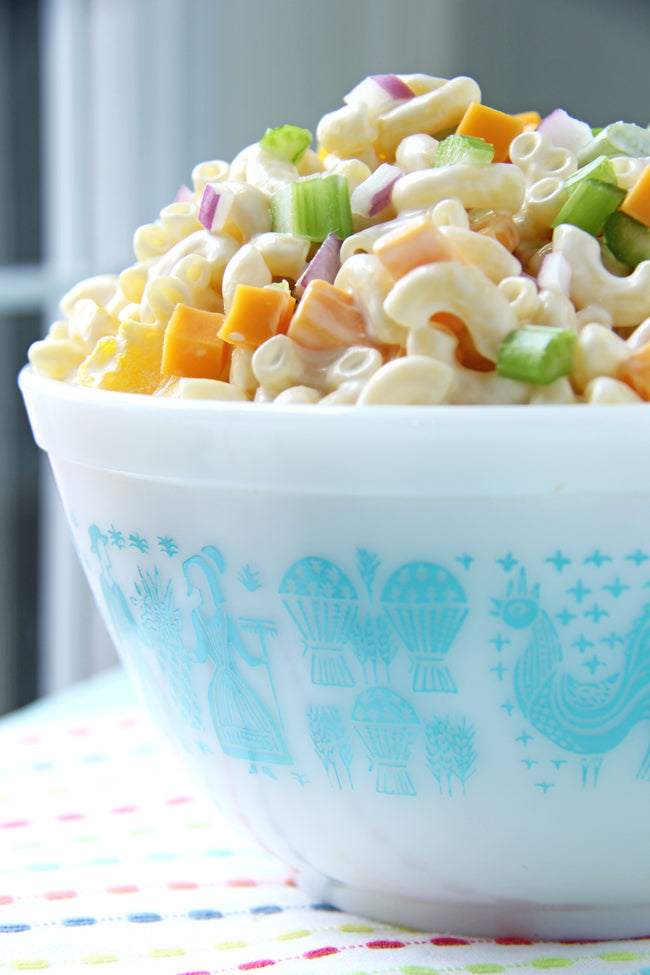 Creamy Cheddar Macaroni Salad