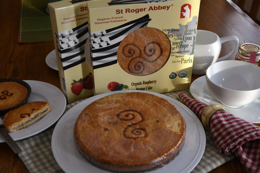 ORGANIC RASPBERRY BRETON CAKE