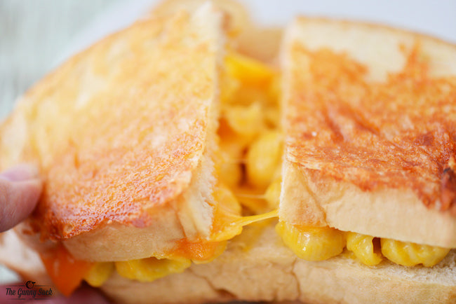 Grilled Macaroni and Cheese Sandwich