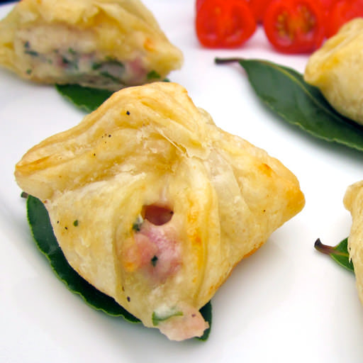 Mini Chicken Cordon Bleu in Puff Pastry - 50 pieces per tray