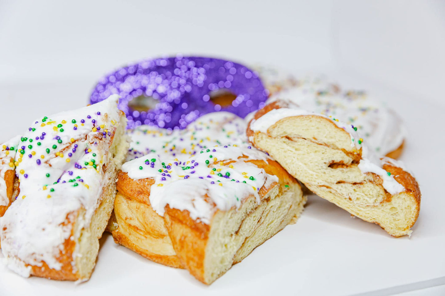 Traditional King Cake by Nonna Randazzos with Gift Box