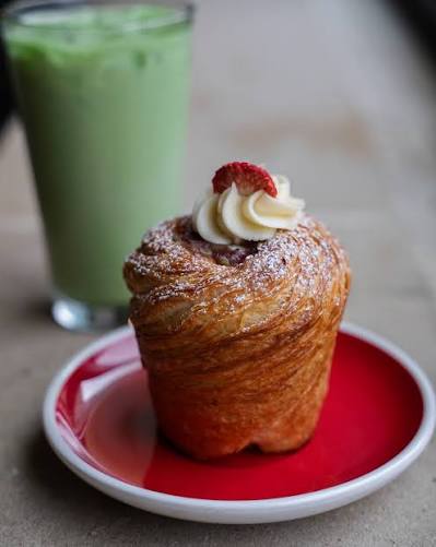 Cruffins Organic Stawberry Jam, includes 4