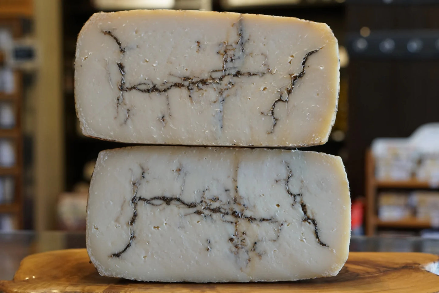 Moliterno al Tartufo Cheese
