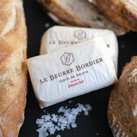 The Artisan Cheese Gift Crate Collection