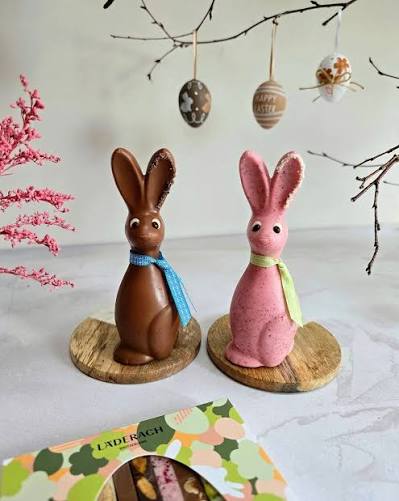 Läderach Swiss Chocolate Easter Bunny Lou Raspberry
