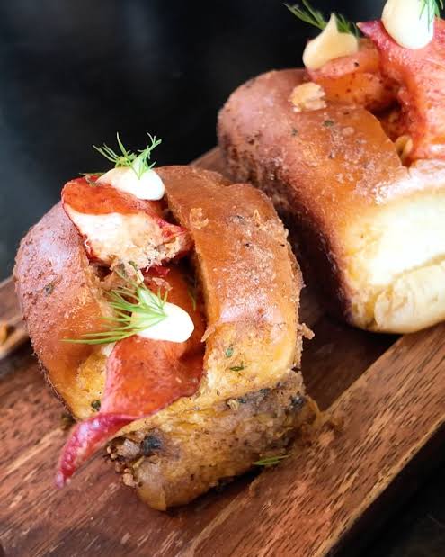 Mini Maine Lobster Brioche Rolls Kit