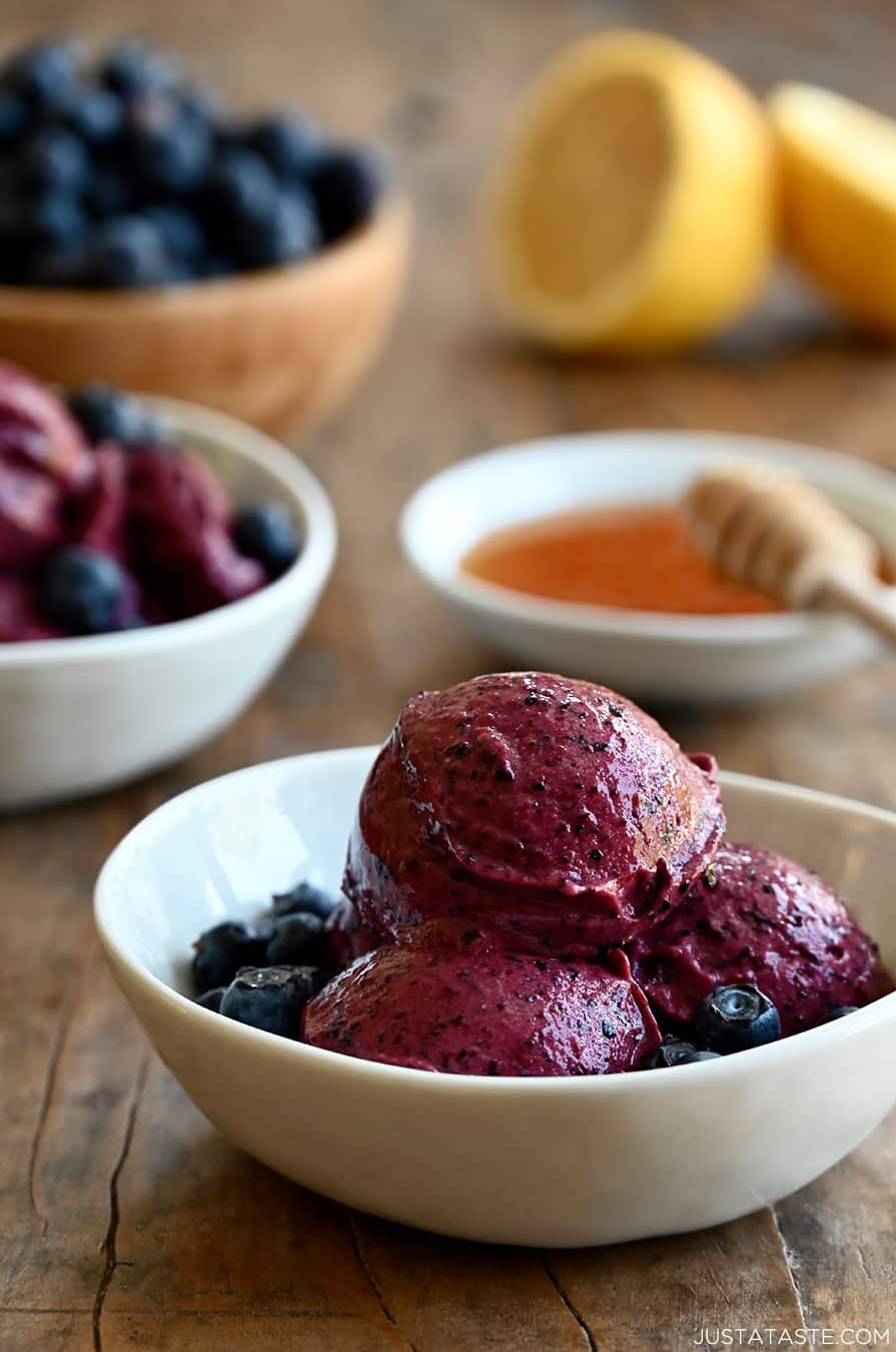Fresh Frozen Organic Wild Blueberries