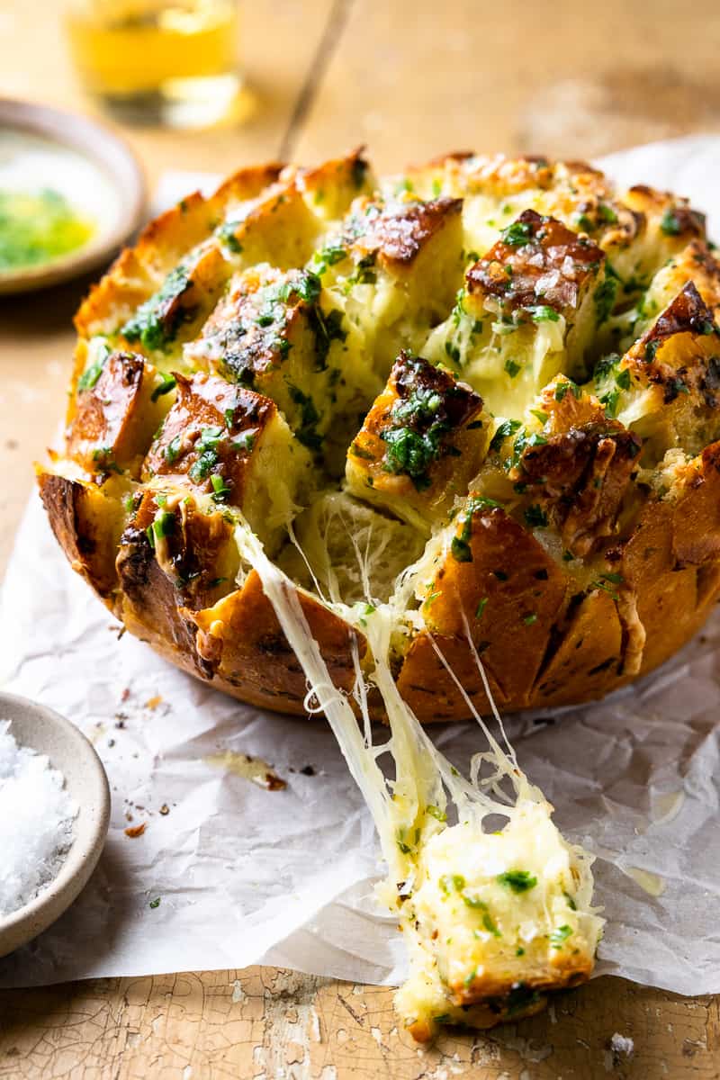 Roasted Garlic & Parmesan Bread Dipper