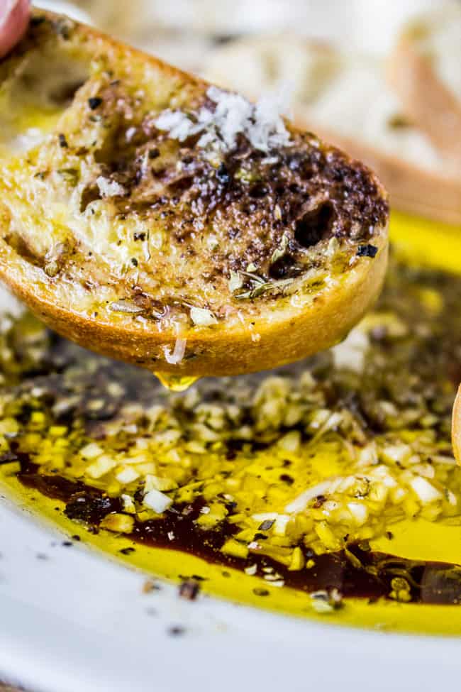 Herbed Balsamic Bread Dipper