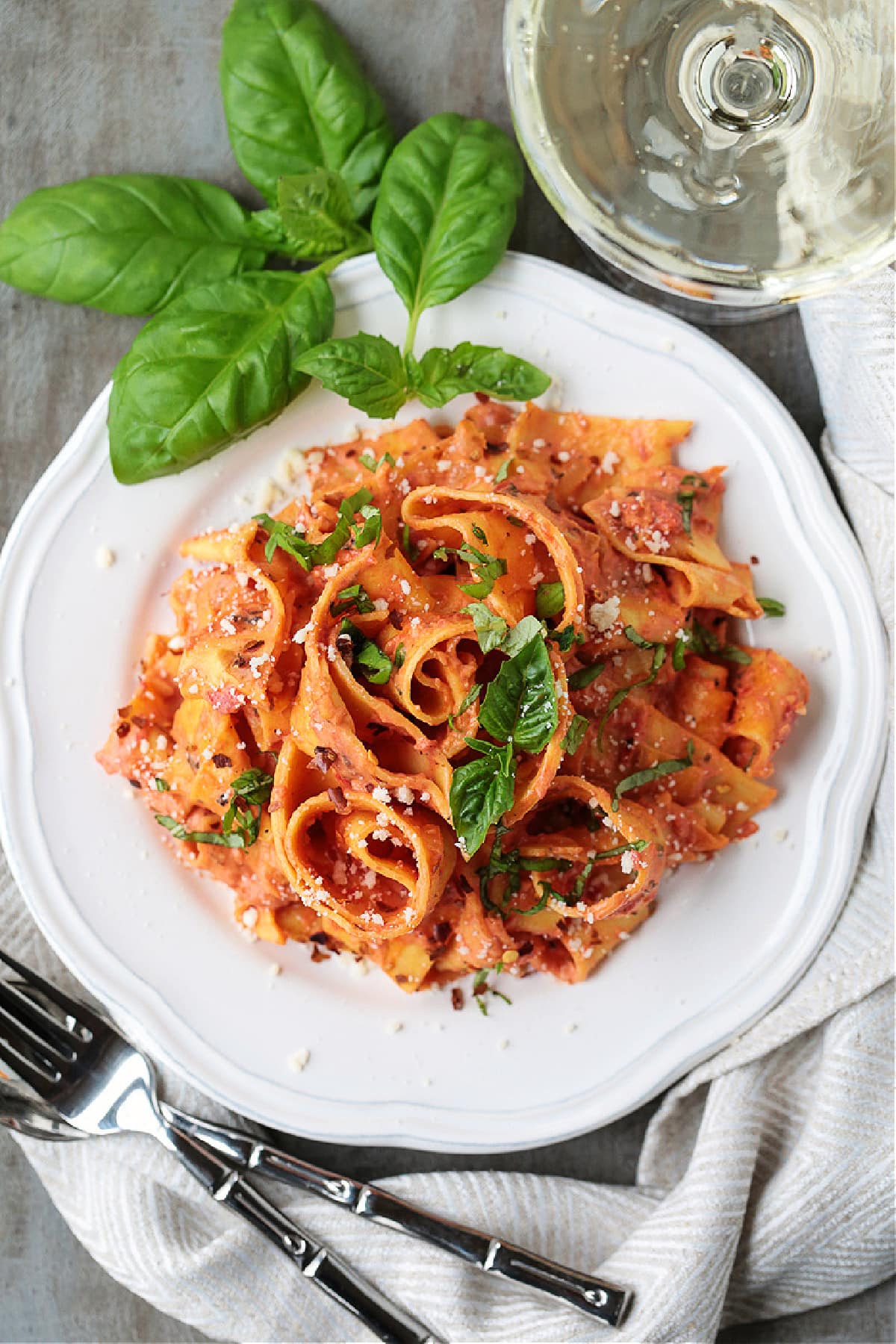 Creamy Champagne Tomato Cream Sauce, Small Batch