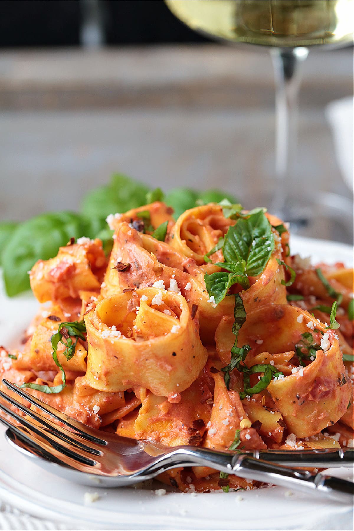Creamy Champagne Tomato Cream Sauce, Small Batch