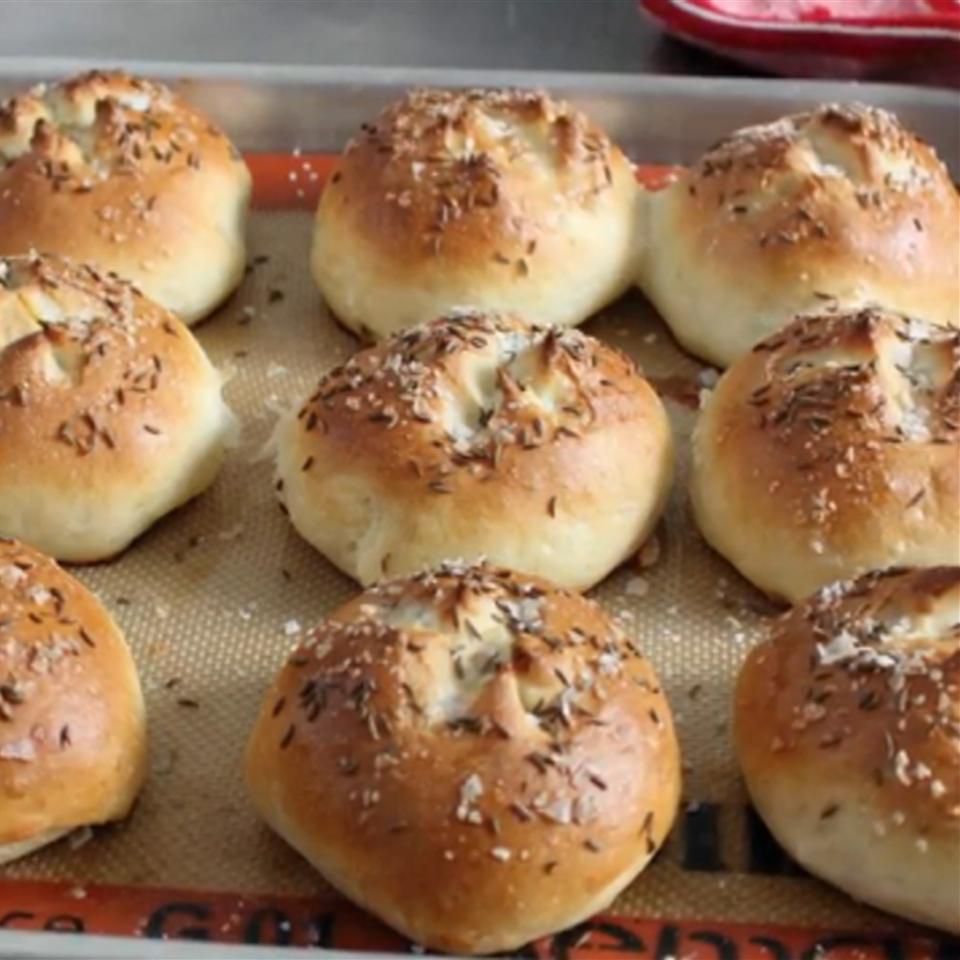 Kummelweck Bun Rolls