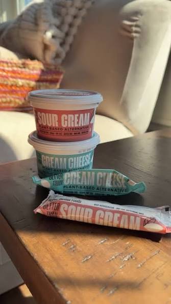 Never Better Plant-Based Sour Cream Pouches – Pack of 25 Single-Serve 1 oz Packets