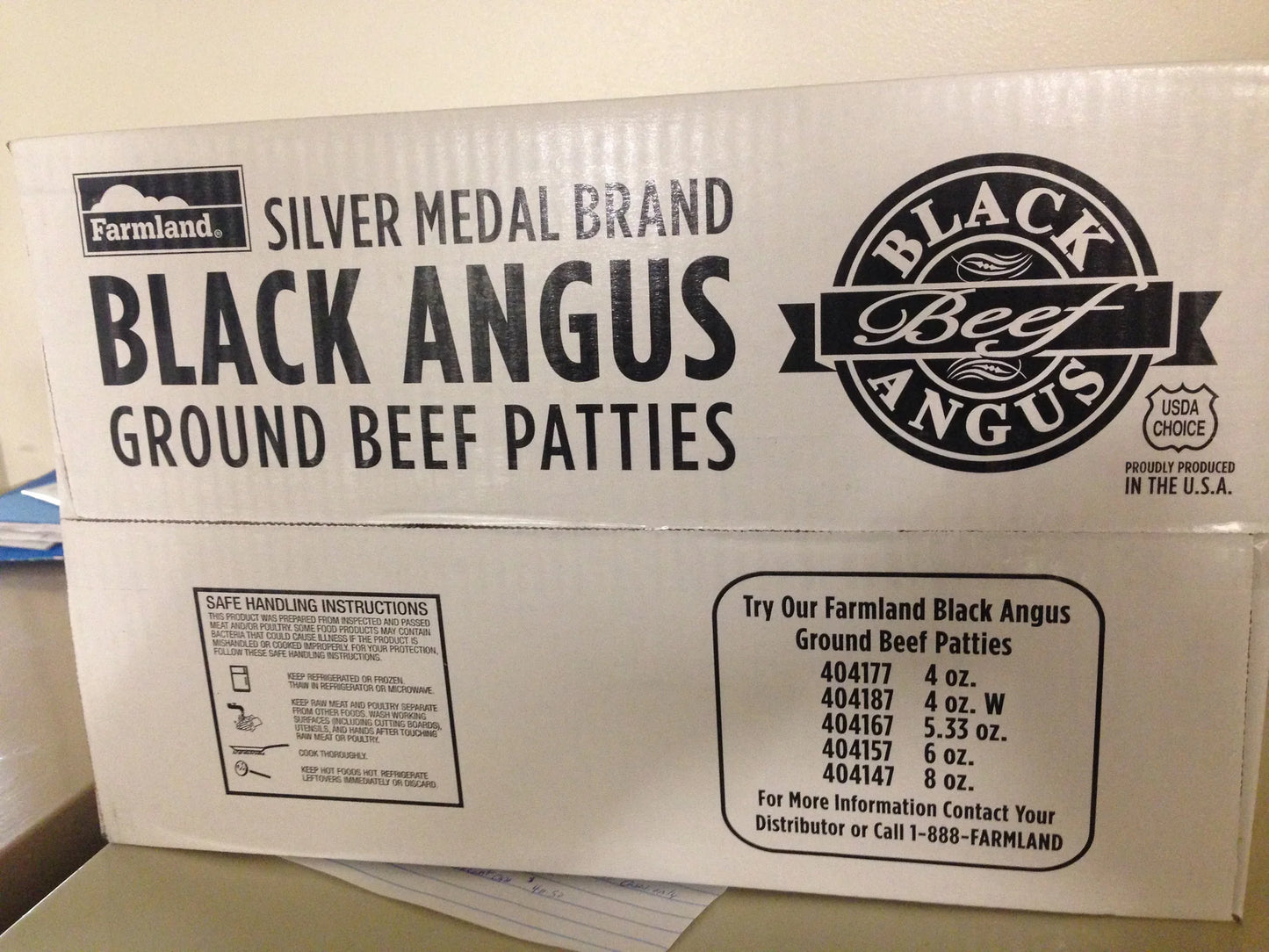 Farmland Foods Silver Medal 8 oz. Black Angus Burgers - 20/Case