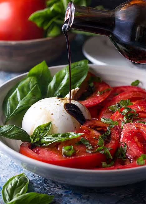 Burrata Italiana Cheese, 4.41 oz – Imported from Italy