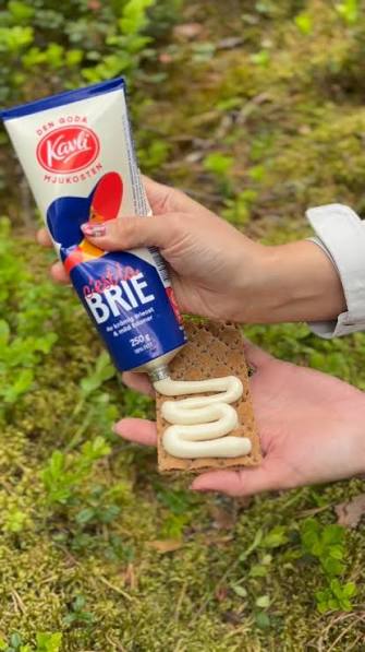 Scandinavian Kavli Soft Spread Cheese Tubes – Multiple Flavors