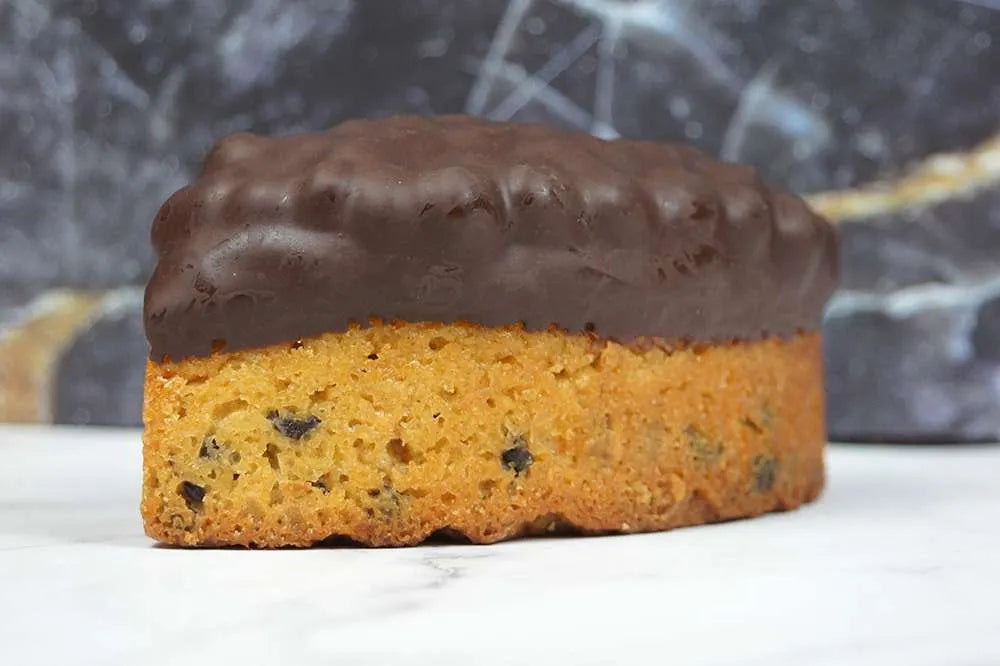 Chocolate Crémeux Cake, Hazelnut & Dark Chocolate