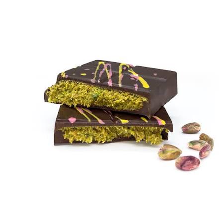 Viral Dubai Dark Chocolate Pistachio Kunafa Ultimate Chocolate Bar Experience