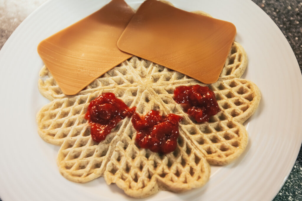 Heidal Glattost Smooth Norwegian Brown Cheese — 500g
