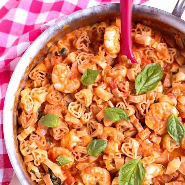 Pastabilities Fun Shaped Pasta for Kids - Your Heart Out Pasta - Valentines and Love Fun Theme, Non-GMO Natural Wheat and Vegetable Pasta, All-Natural, Kosher Certified - Pack of 2