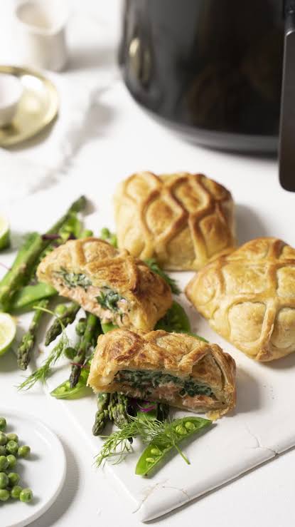 Wild Salmon Wellington Puff Pastries Salmon Wellington w/Spinach, Lemon and Cheddar Sauce, 6.7 oz each - includes 12
