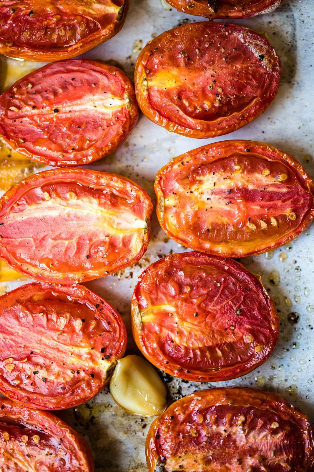 Fresh Organic Roma Tomatoes - 1 lb