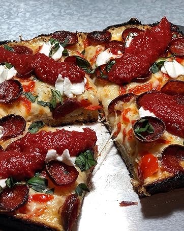 Urban Slicer Pizza Worx Epic Deep Dish Pizza Kit - 1 Bag Epic Deep Dish Style Crust, 1 Pizza Sauce