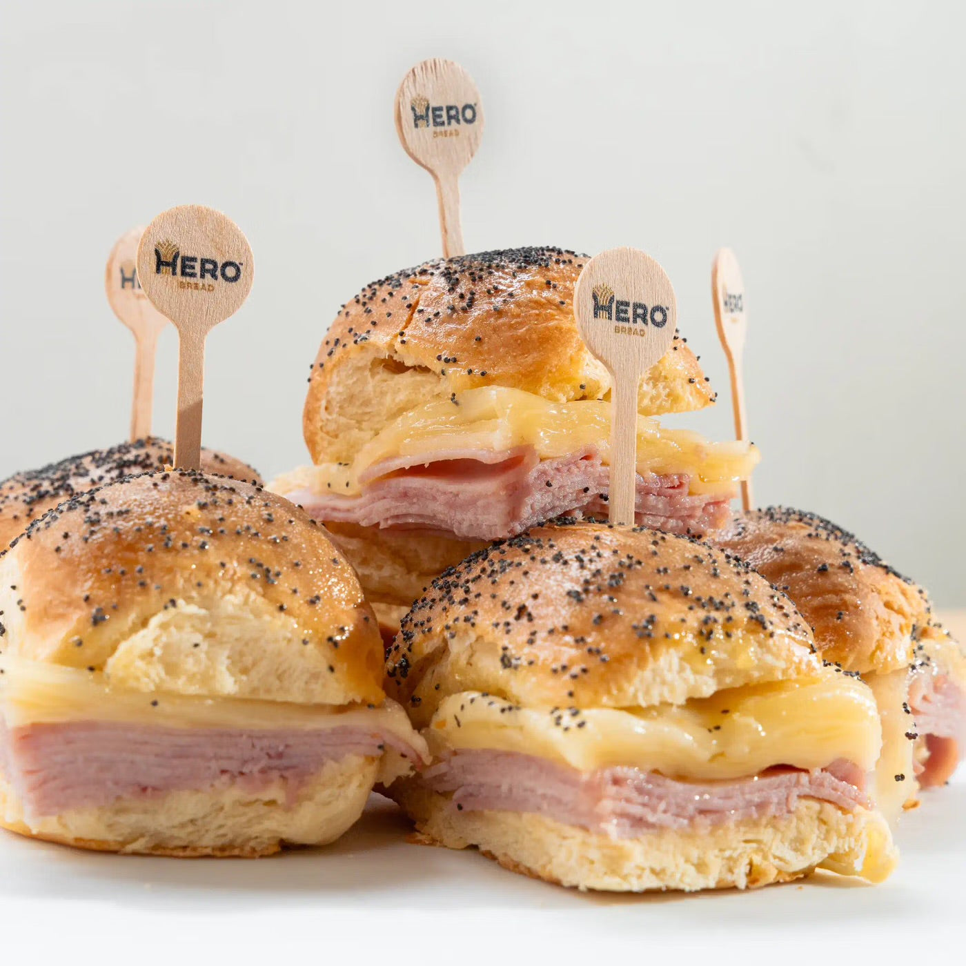 Hero Hawaiian Rolls – Net Low Carb Slider Buns & Dinner Rolls | High Fiber, 0g Net Carbs, 0g Sugar - Pack of 4