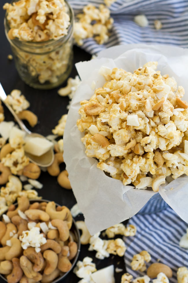 Skinny Pop Popcorn Individual Bags Variety Pack - Original Skinny Pop Kettle Corn,3 Flavors, 18 Count