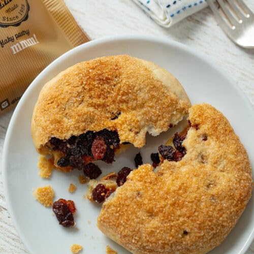 Real Lancashire Eccles Cake - 4 Cakes in Pack | British Snacks Made with Pure Butter & Dried Currants | Traditional & Delicious Butter Cookies for Any Occasion | 5.29 oz - Pack of 3