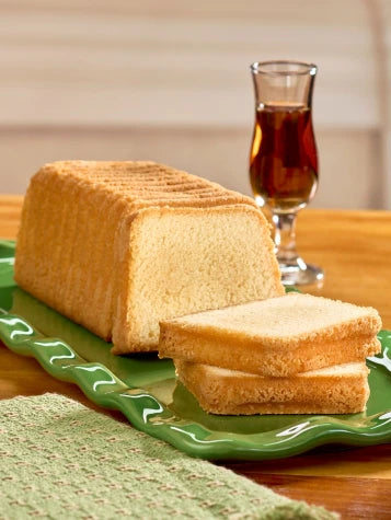 Schlunder Amaretto Liqueur Pound Cake Imported from Germany In Gift Box, Non-GMO - 14 oz