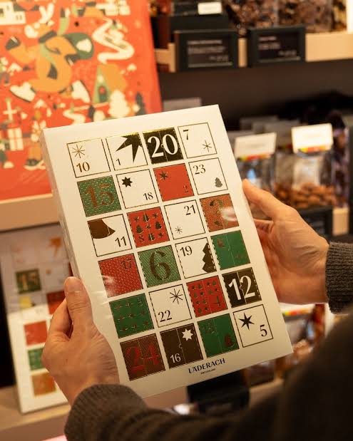 Läderach Advent Calendar Swiss Chocolate Pralines Selection