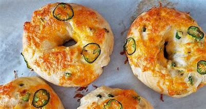 Fresh New York Jalapeño & Cheese Bagels - Delicious - Pack of 24 - Gluten Free, Kosher, Keto