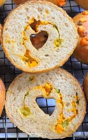 Fresh New York Jalapeño & Cheese Bagels - Delicious - Pack of 24 - Gluten Free, Kosher, Keto