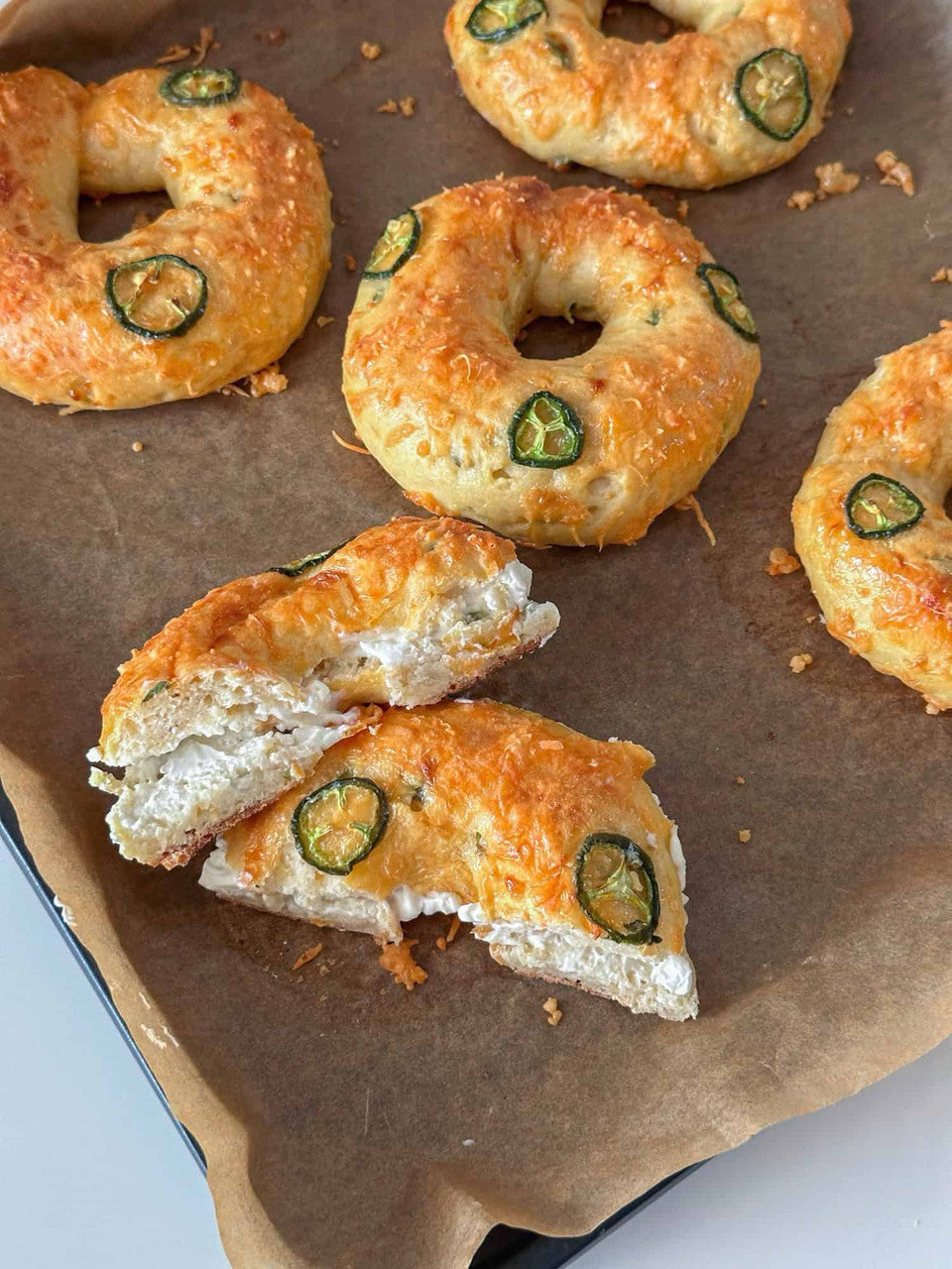 Fresh New York Jalapeño & Cheese Bagels - Delicious - Pack of 24 - Gluten Free, Kosher, Keto