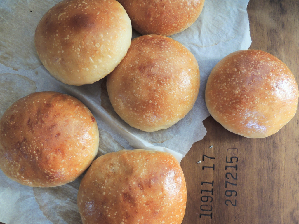 Organic 100% Spelt Sourdough Burger Buns - Pack of 8