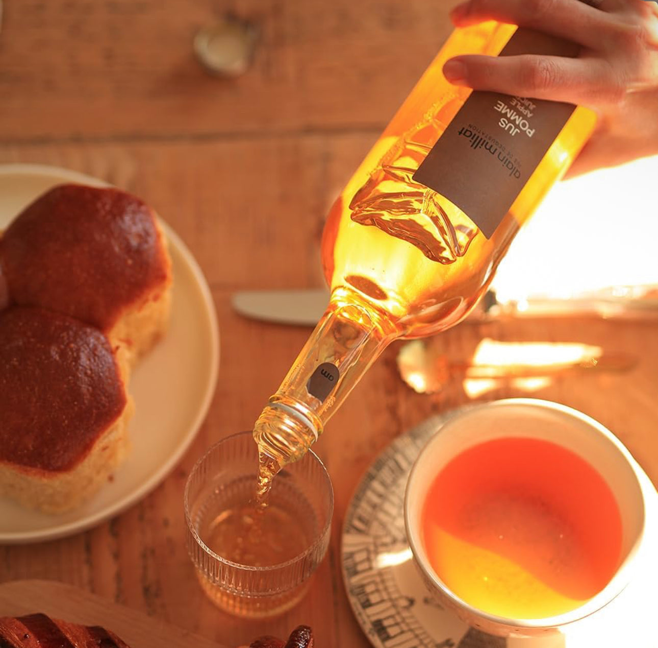 Alain Milliat Apple Juice, 33.8 Fl Oz - One 1L / 1000ml Glass Bottle, GMO-Free Apples, Imported from France