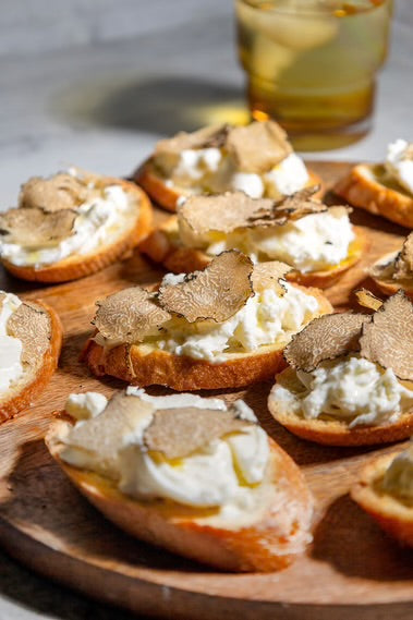 Fresh Truffle Burrata Cheese, 16 oz